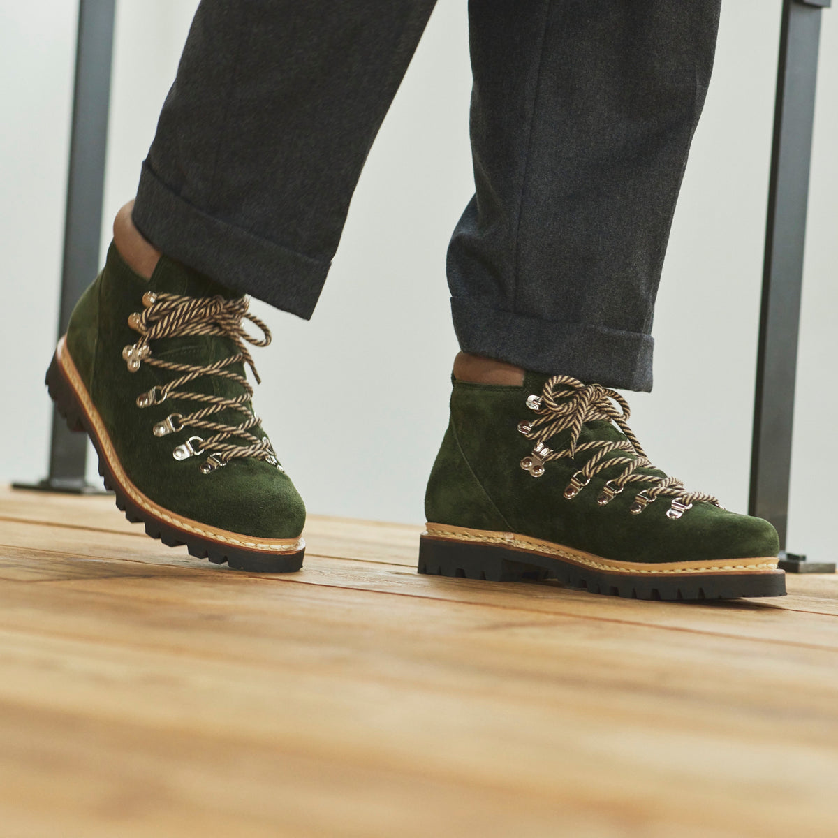 MOUNTAIN SHOES – Paraboot